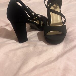 TOP Moda Black Strappy Heels